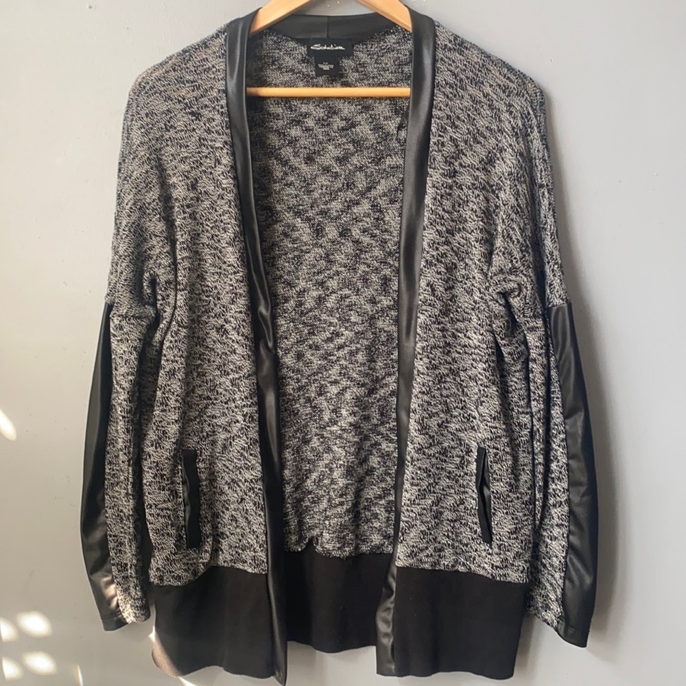 🌸Grey  Cardigan with Faux Leather Trim🌸